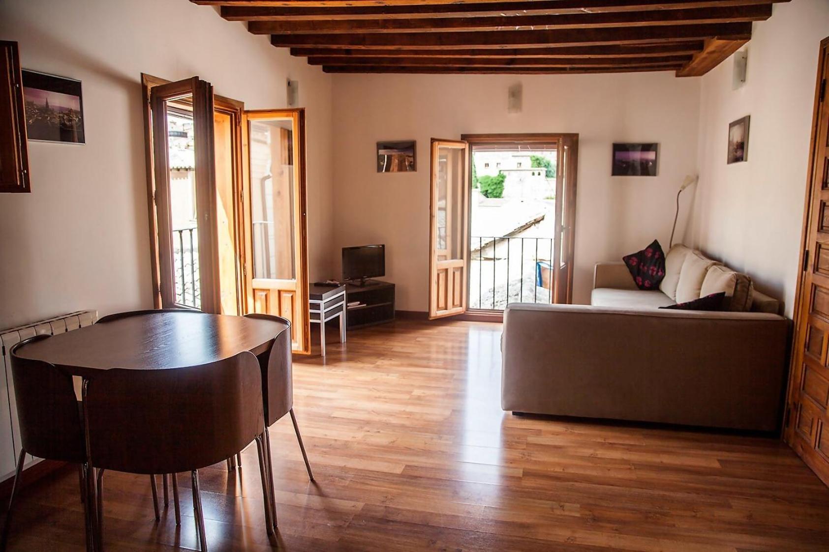 Apartamento Con Vistas Toledo Eksteriør bilde