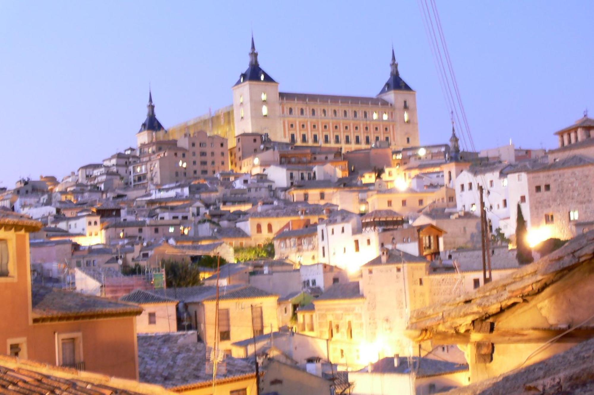 Apartamento Con Vistas Toledo Eksteriør bilde